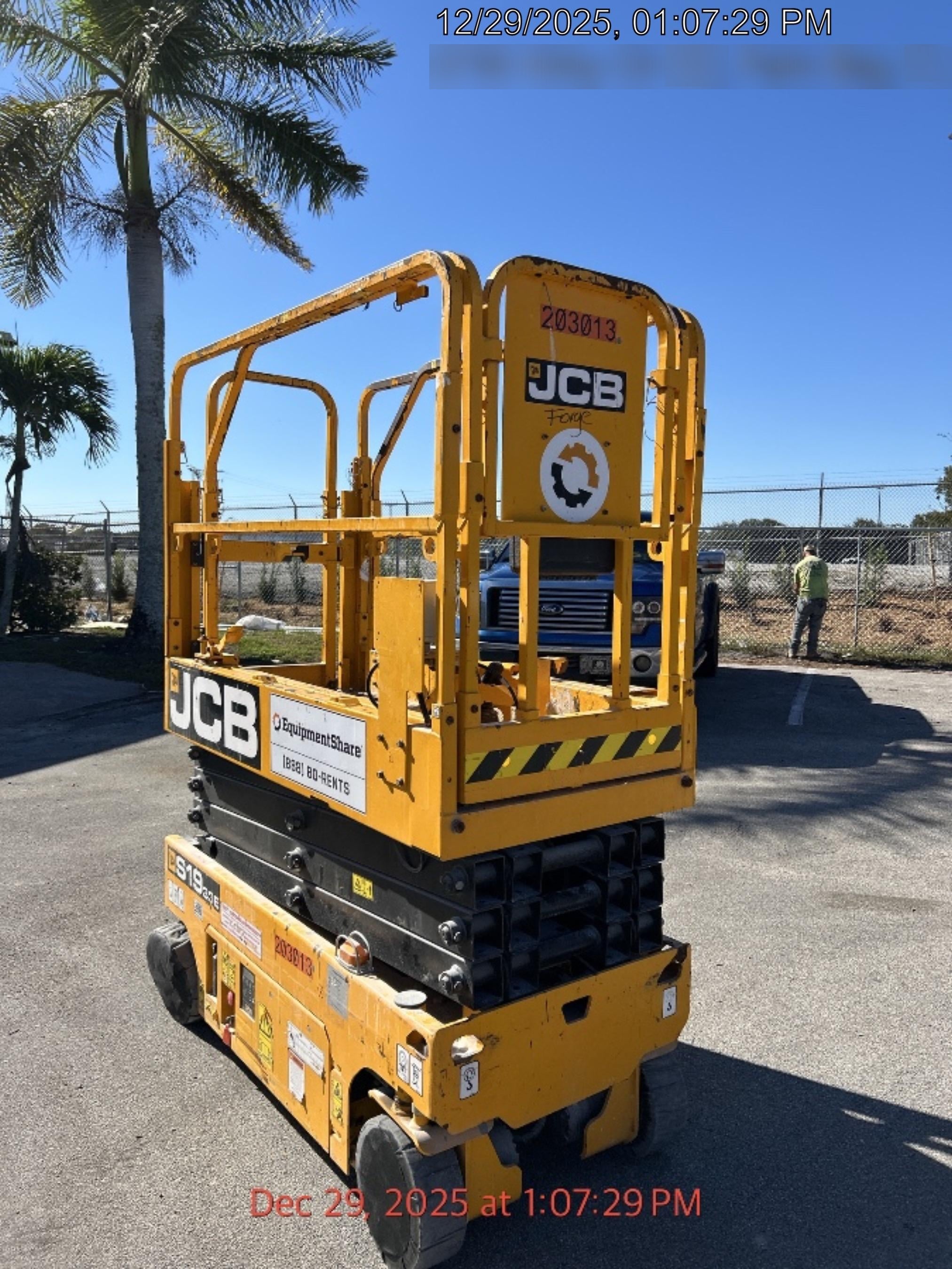 2022 JCB S1930E