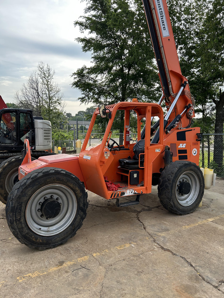 2020 SKYTRAK 8042