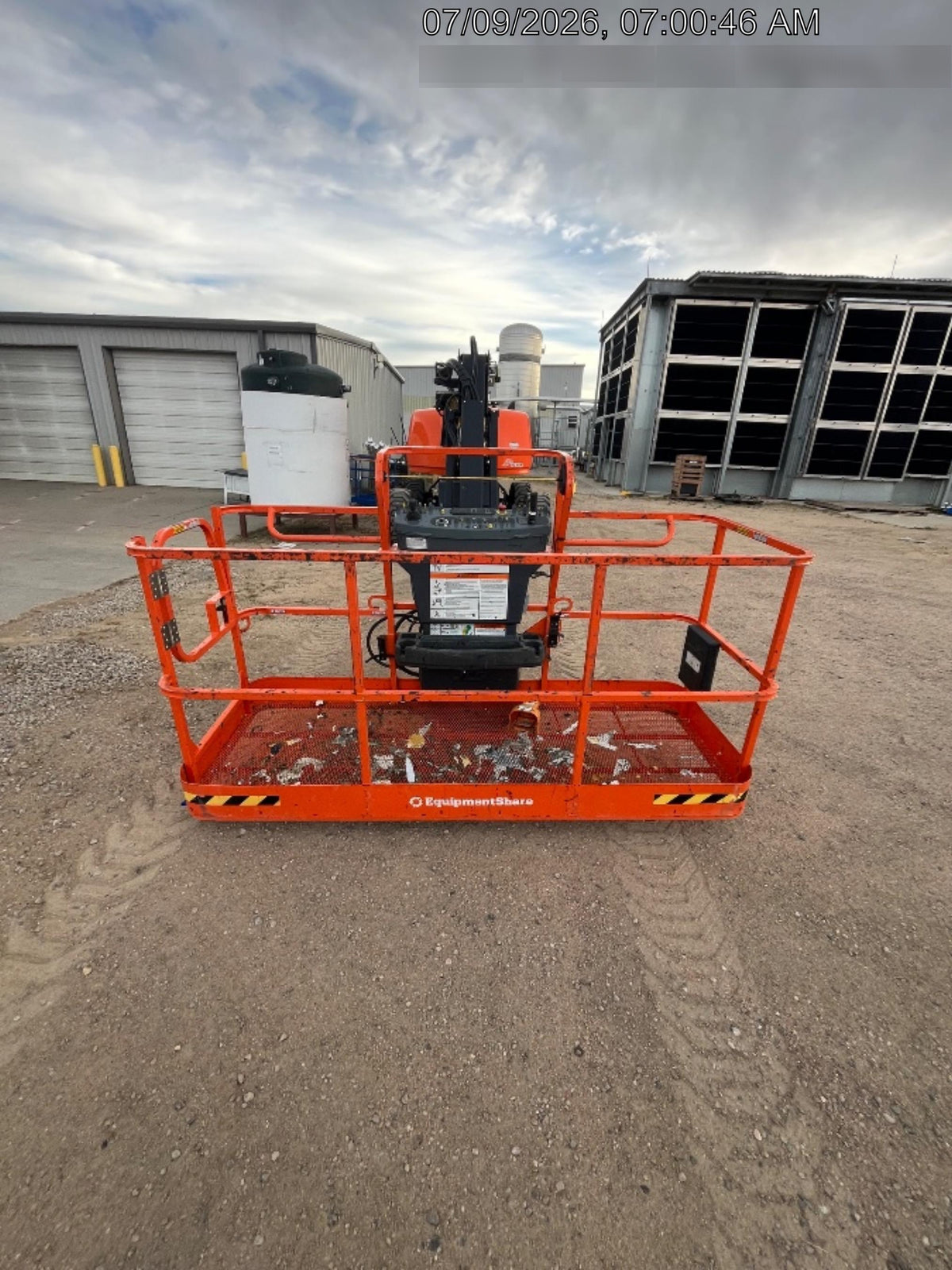 2025 JLG 660SJ