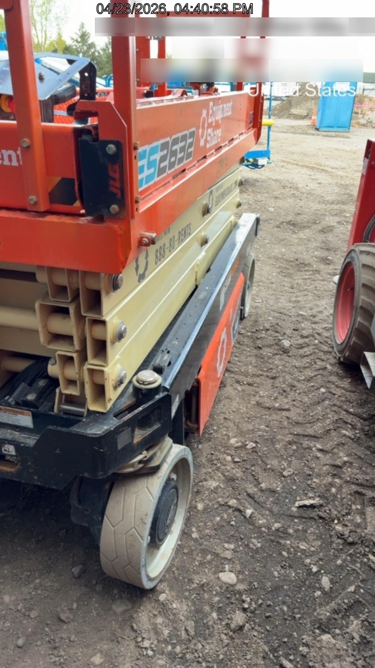 2022 JLG ES2632