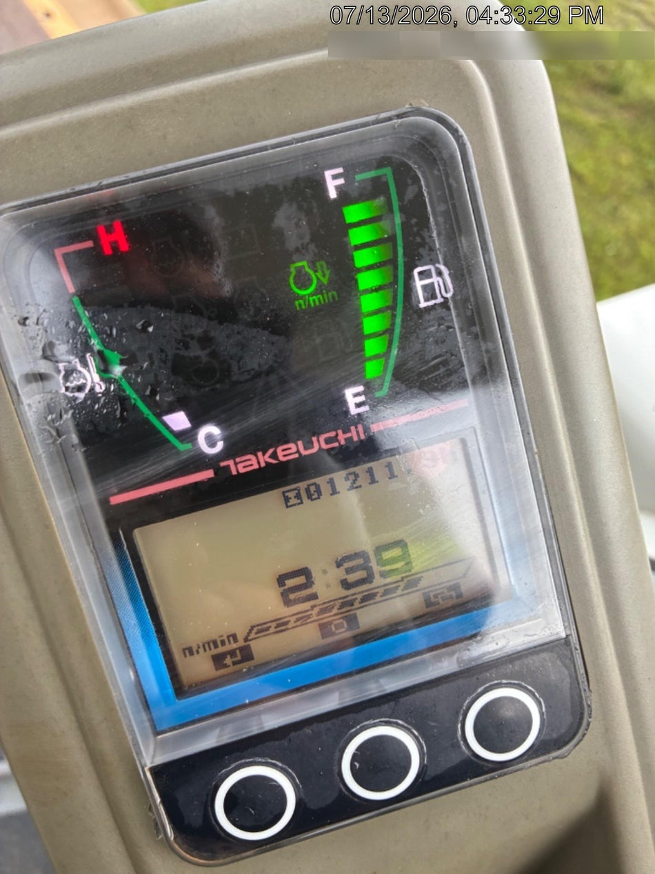 2021 TAKEUCHI TB235-2R