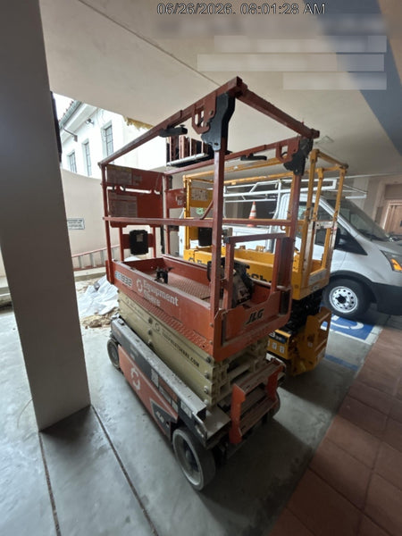 2022 JLG ES1932