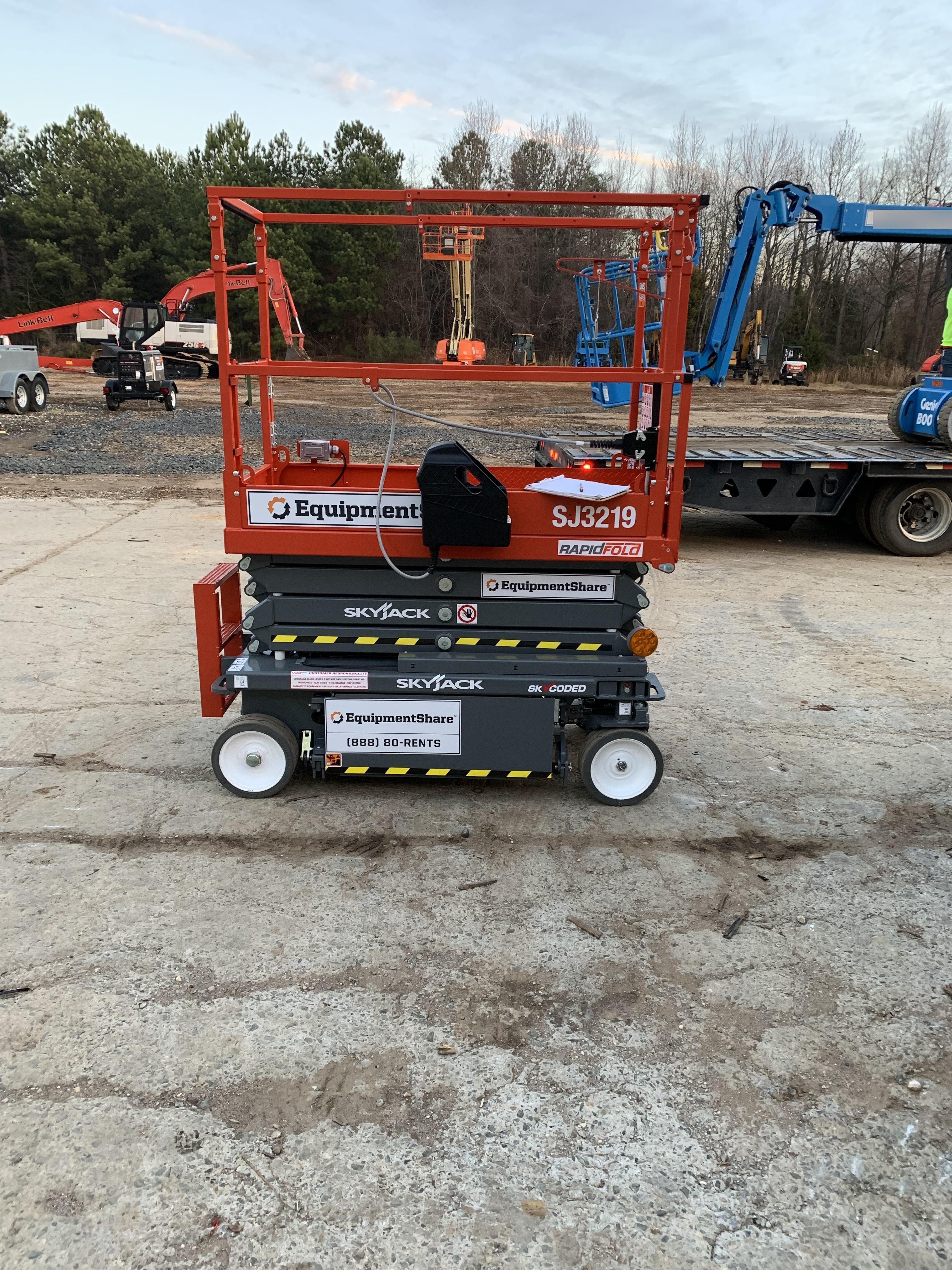 2021 SKYJACK SJ3219