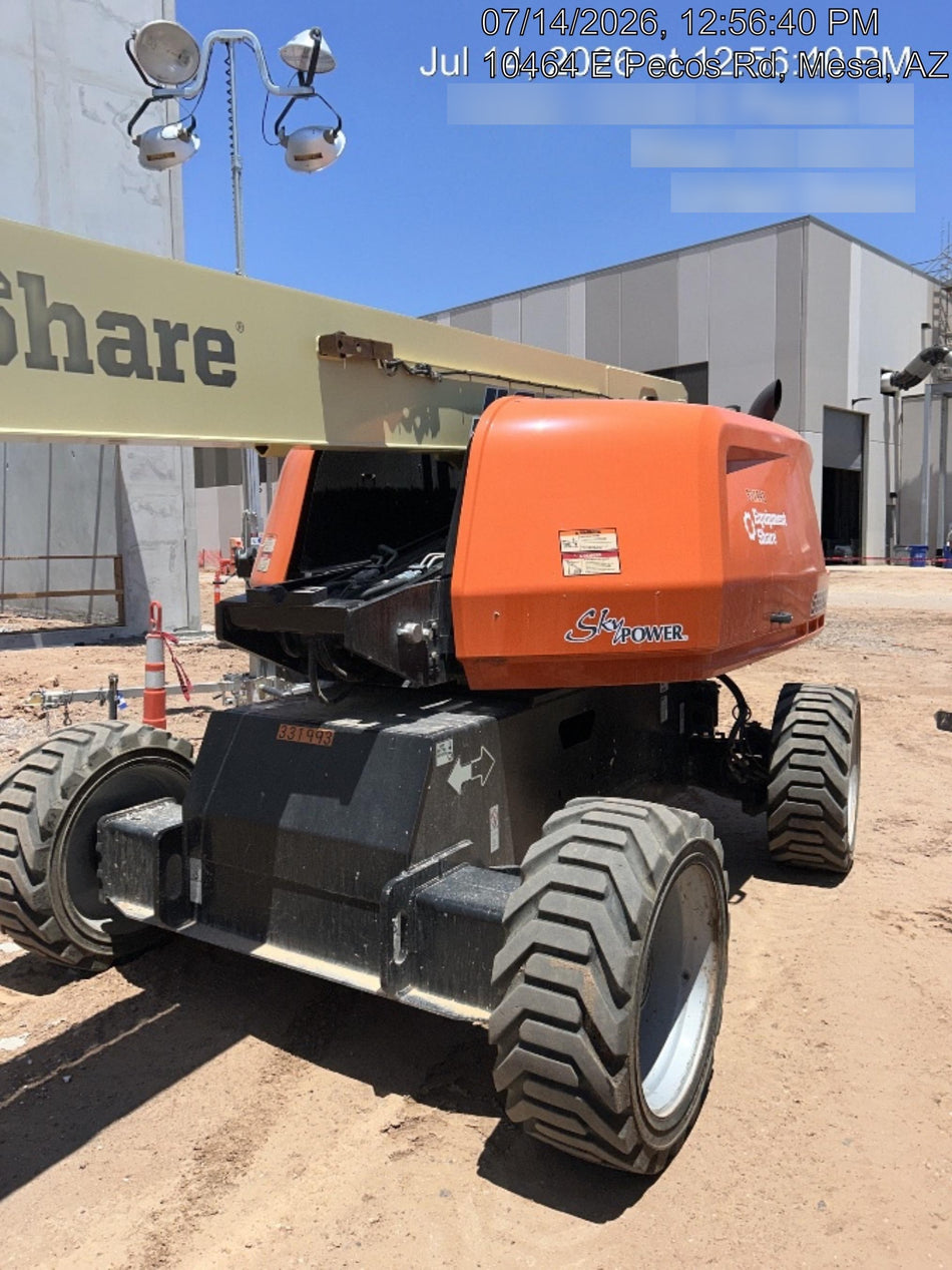 2023 JLG 660SJ