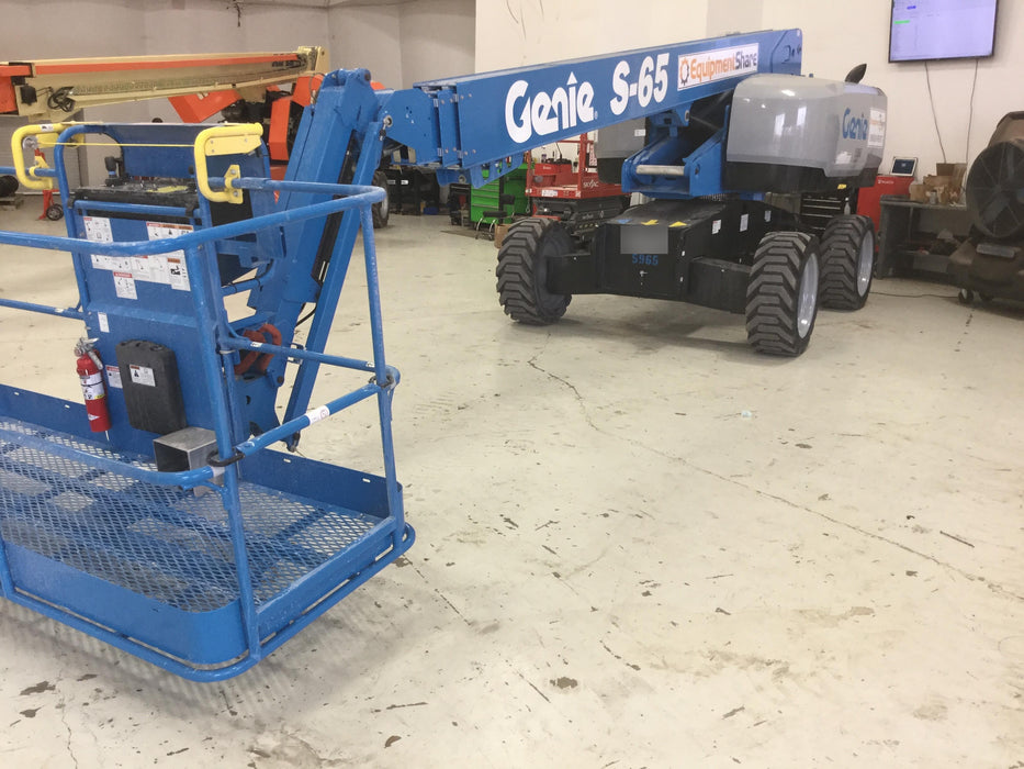 2017 GENIE S-65