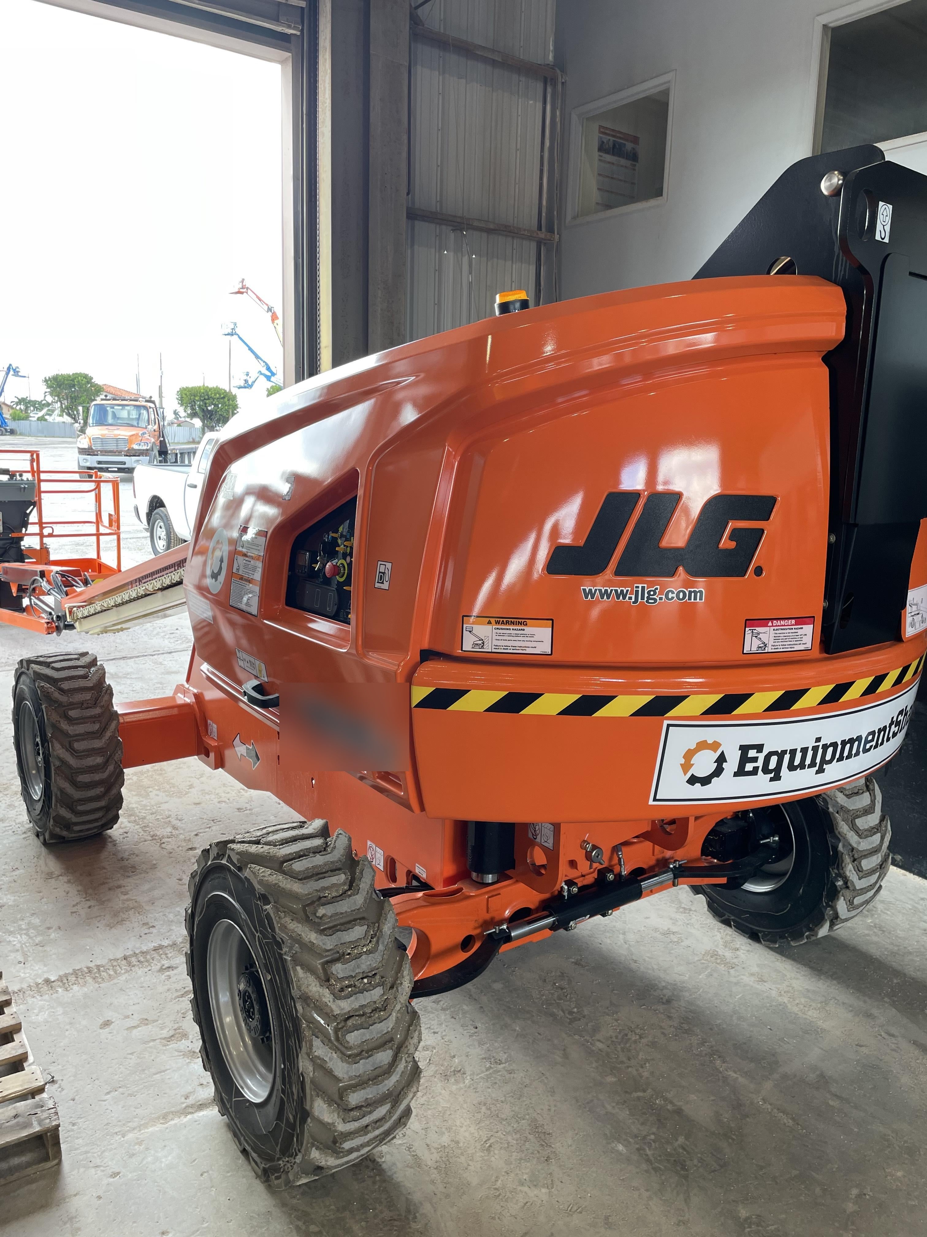 2022 JLG 460SJ