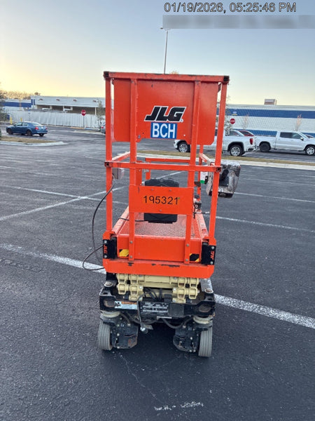 2021 JLG ES1330L