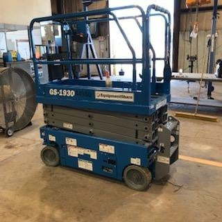 2019 Genie GS-1930 Fixed rails with chain Entry