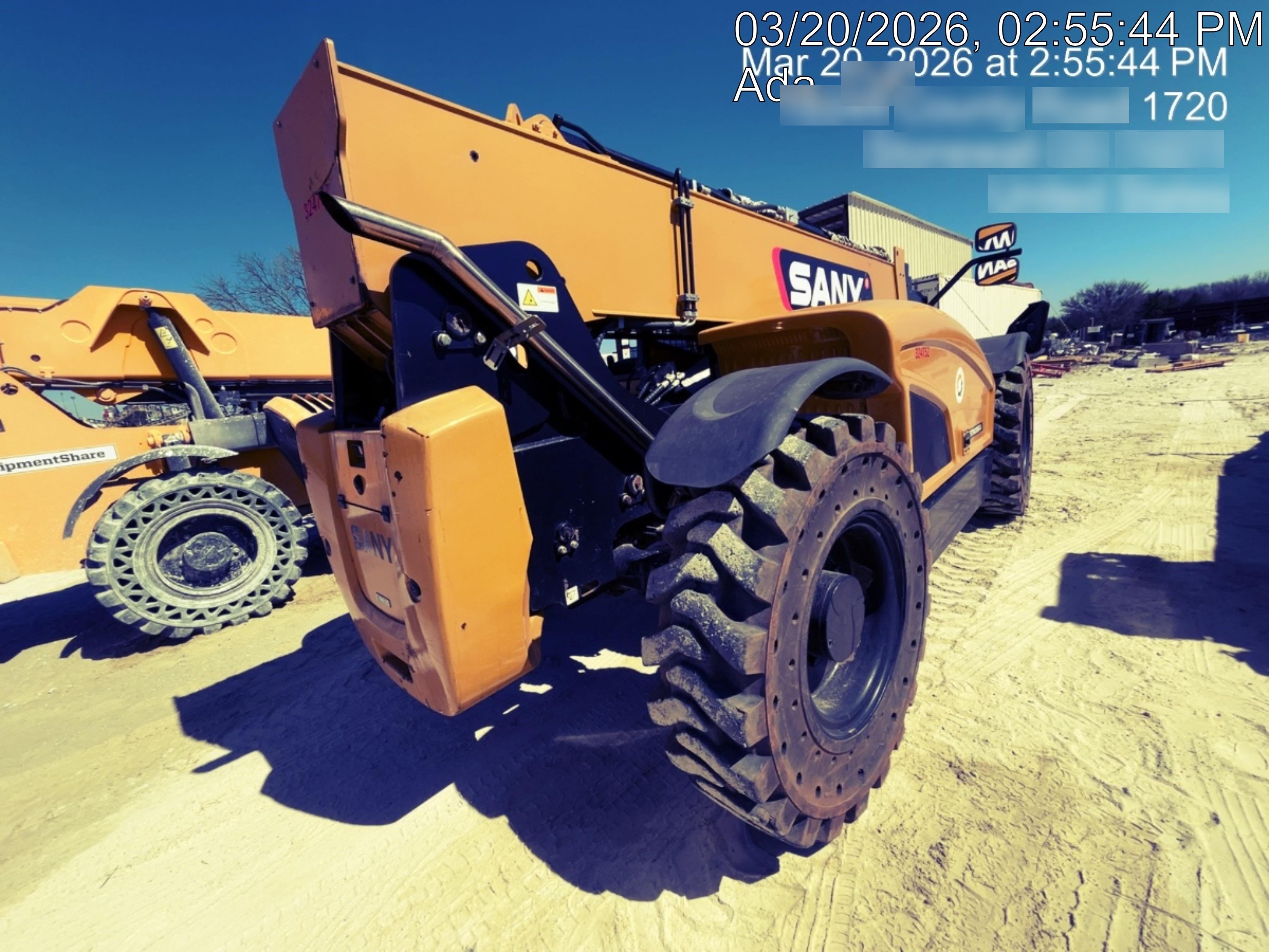 2023 SANY STH1056