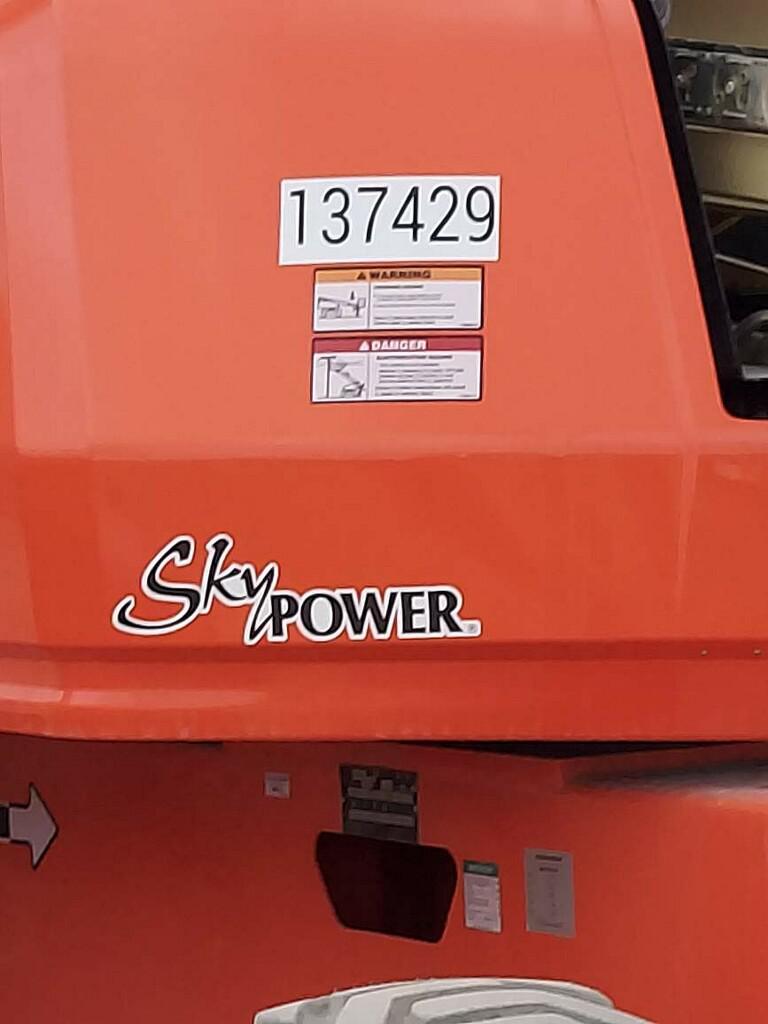 2021 JLG 600S