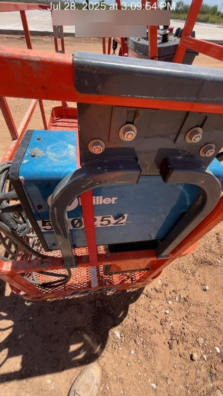 2025 MILLER ELECTRIC CST-282