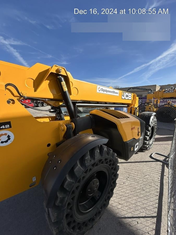 2022 JCB 509-42