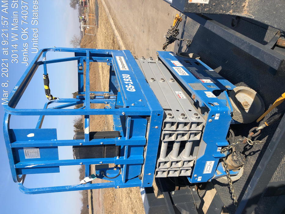 2020 Genie GS-1930 Solid Non Marking Tires, Beacon, Folding rails with half height swing gate