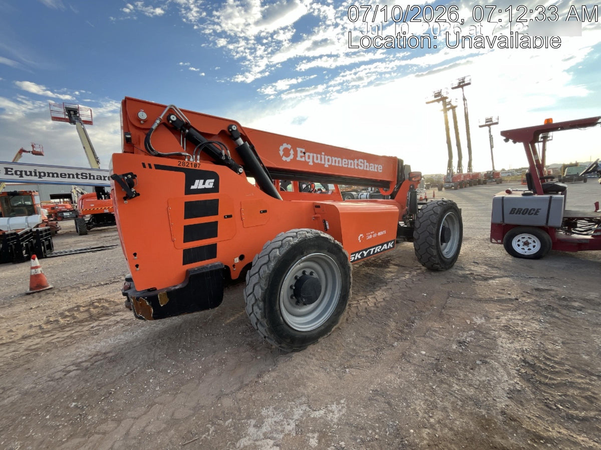 2022 SKYTRAK 8042