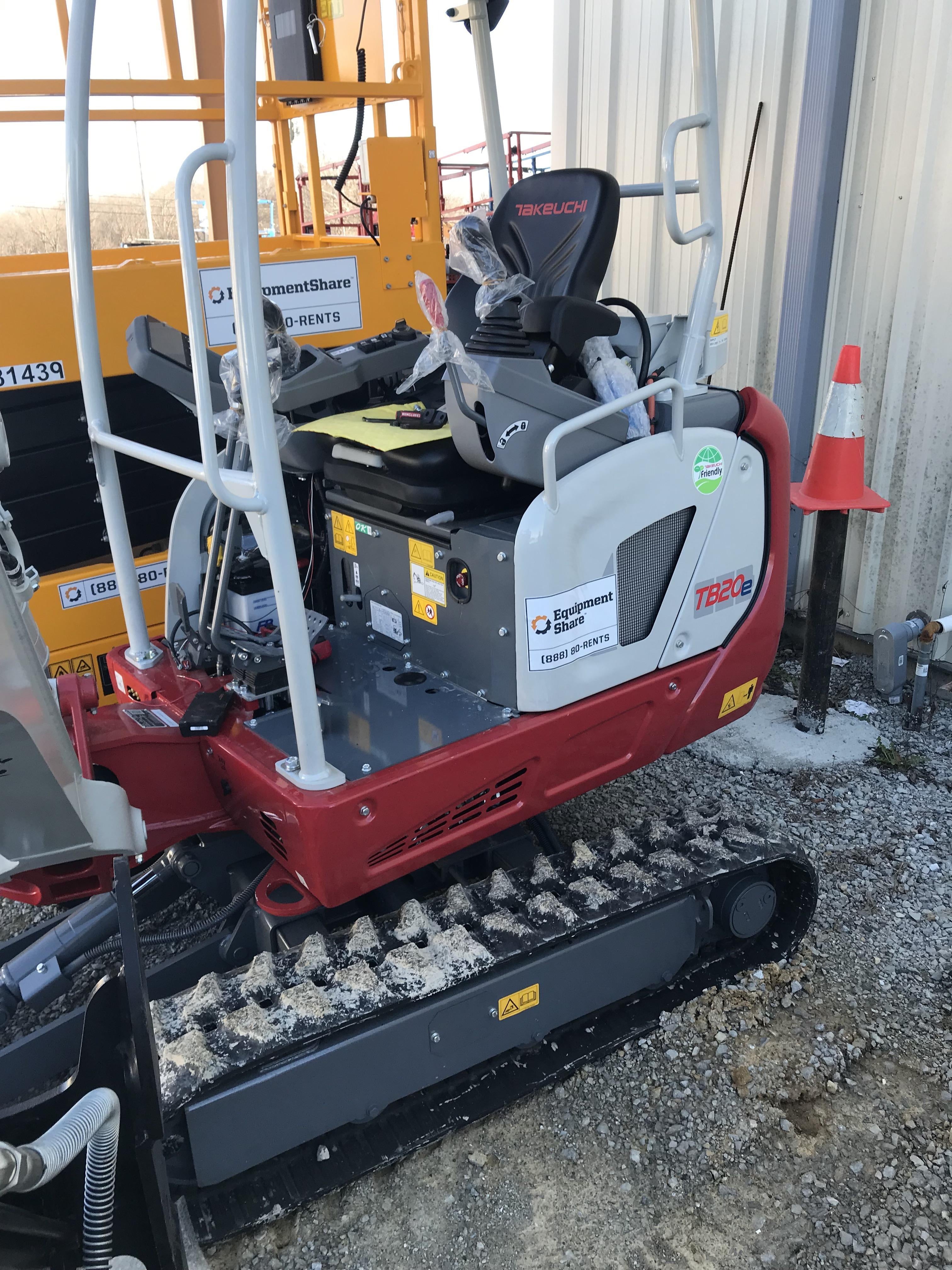 2022 TAKEUCHI TB20e