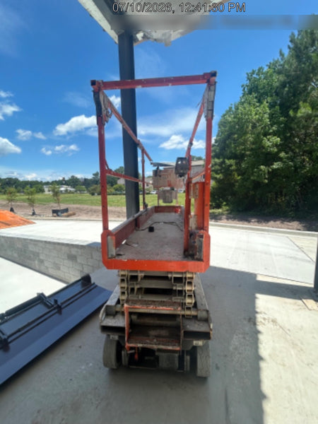 2022 JLG ES1932