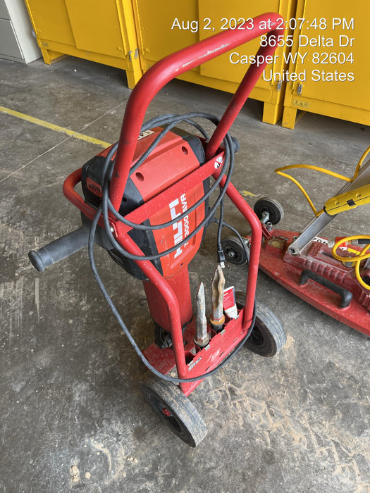 2021 HILTI TE 3000-AVR