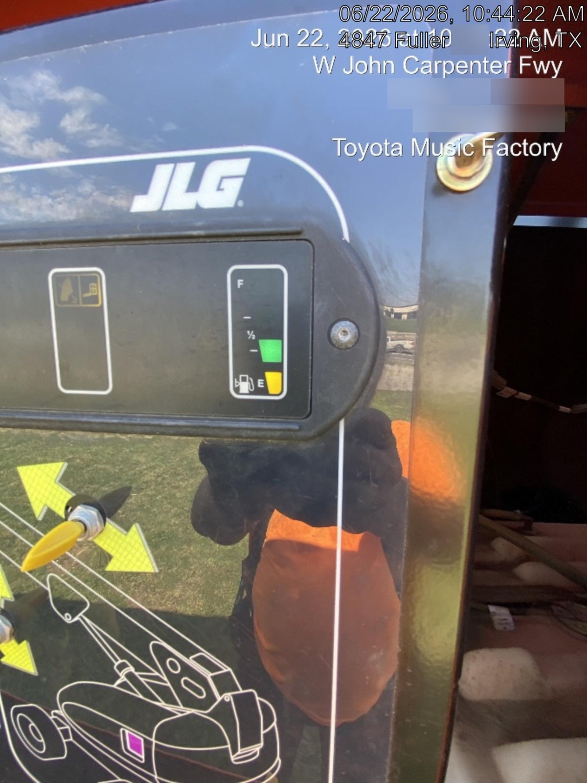 2023 JLG 860SJ