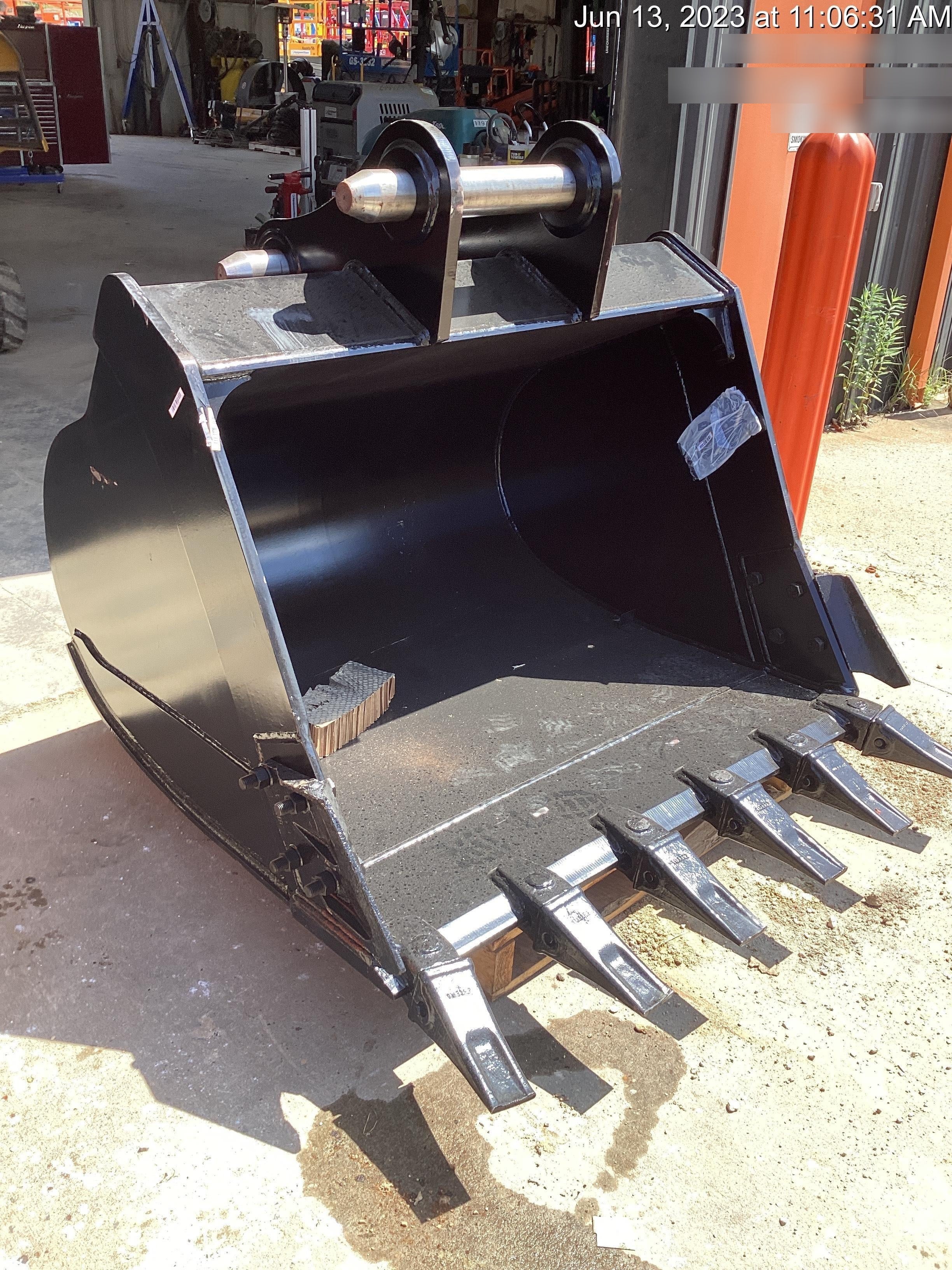 2023 FLECO 60" Bucket 56K - 65K - Fleco