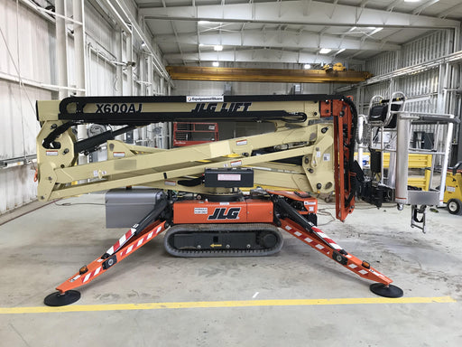 2019 JLG X600AJ