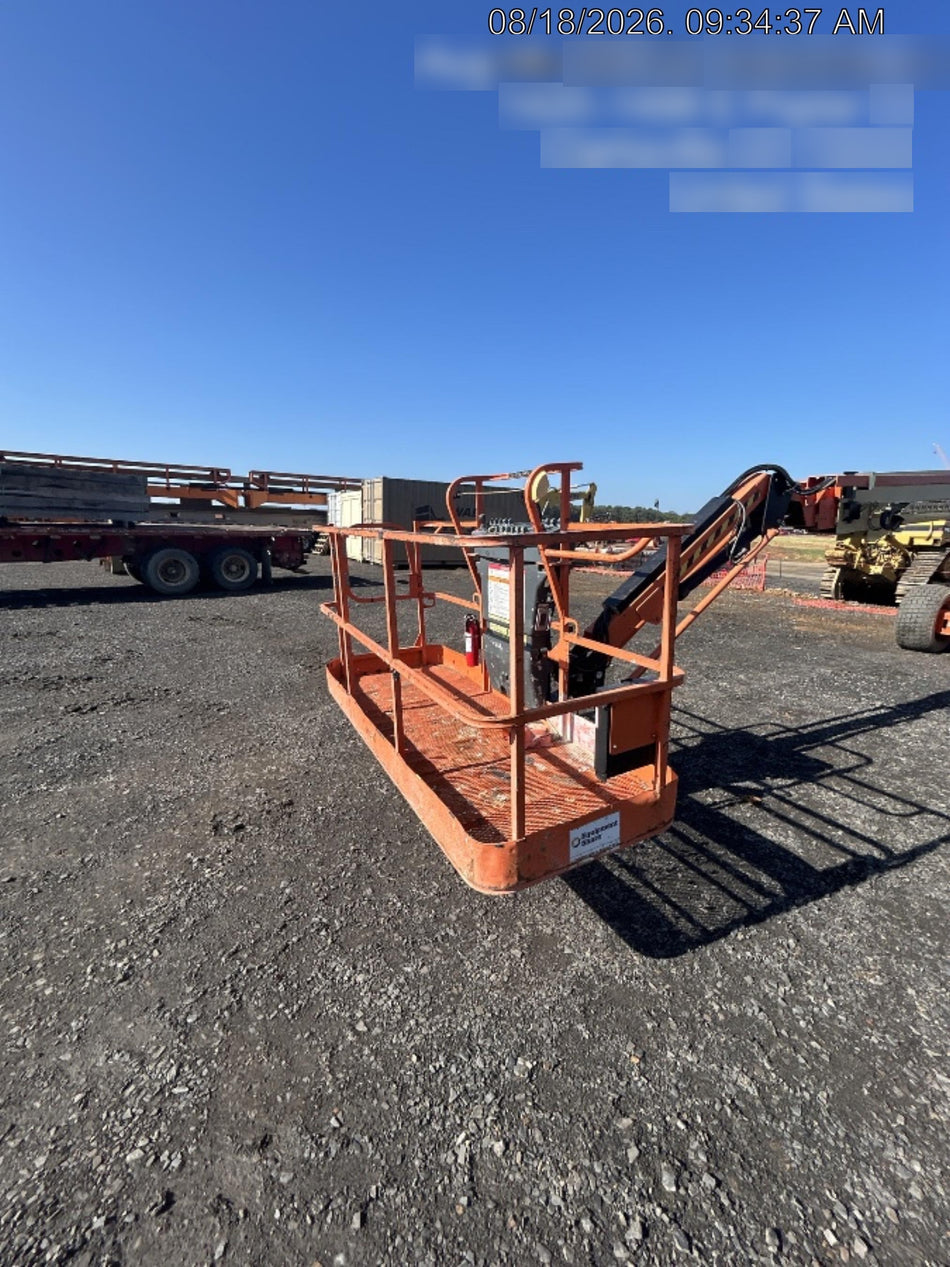 2019 JLG 860SJ
