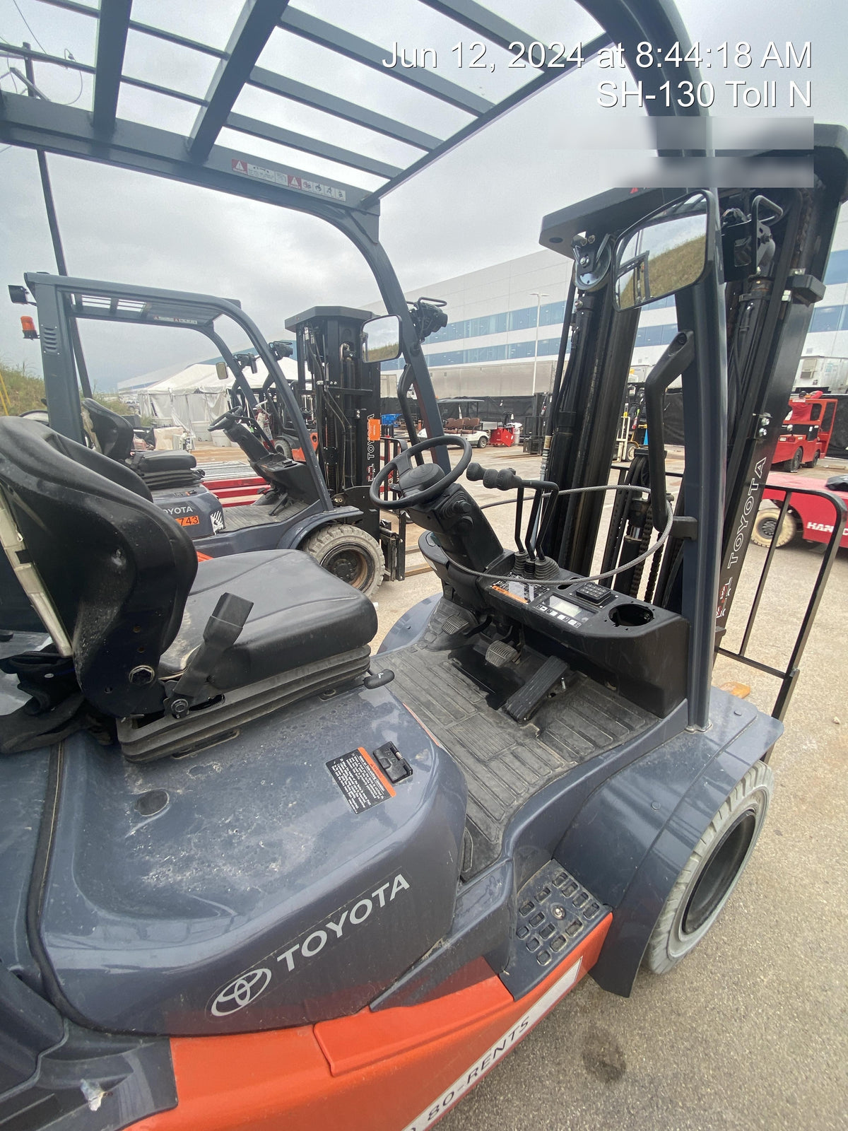 2022 TOYOTA 50-8FGU25