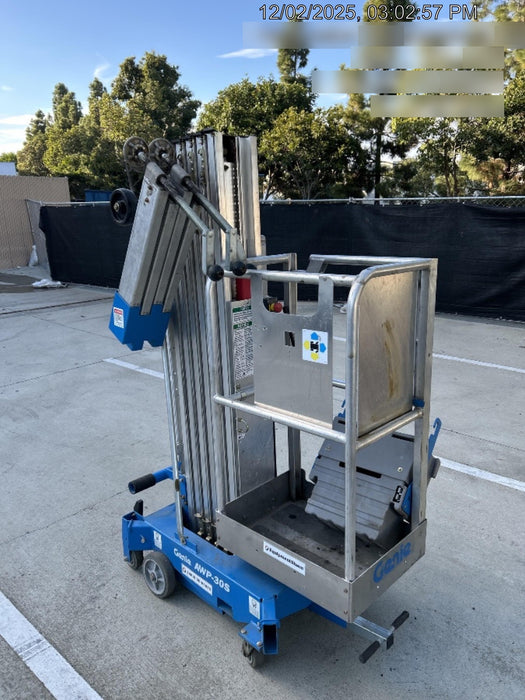 2020 GENIE AWP-30S