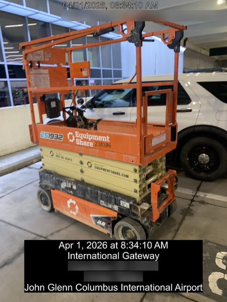 2022 JLG ES1932