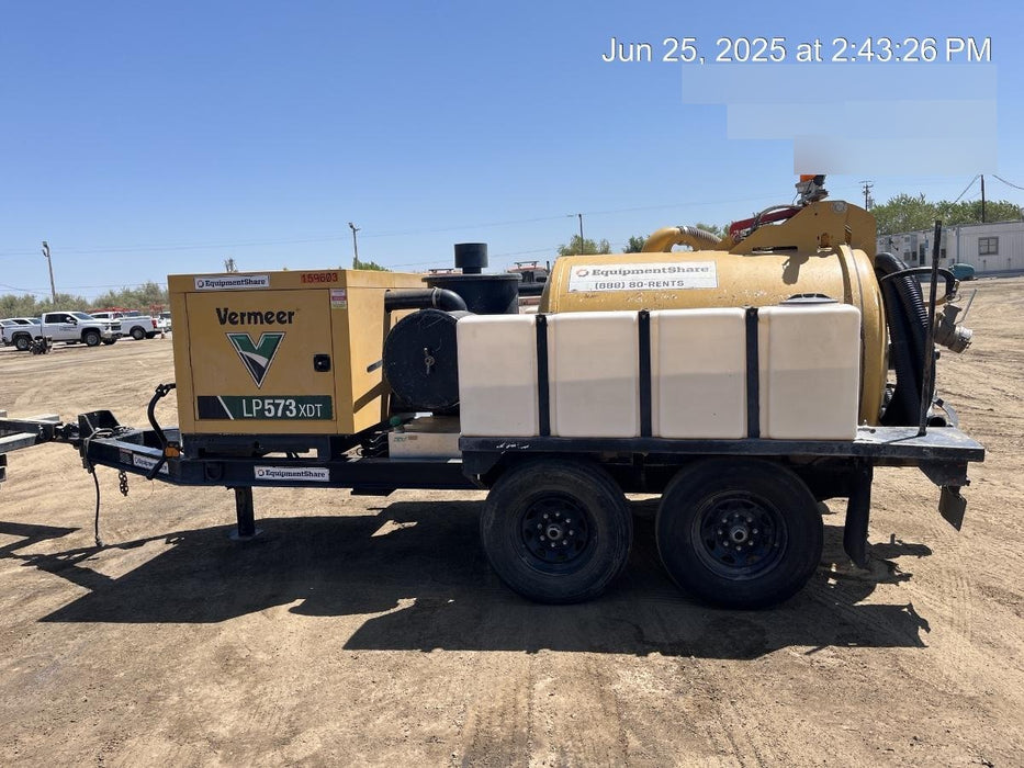 2021 Vac-Tron LP573XDT T4 Koehler Diesel Engine, 500 Gallon Debris Tank, x2 100 Gallon Water Tanks