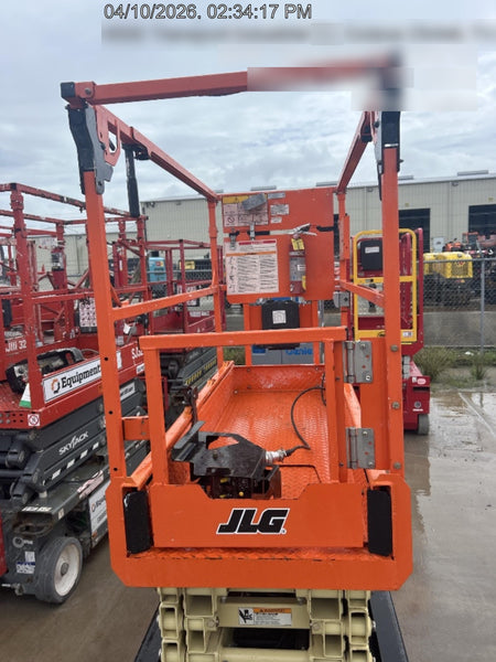 2025 JLG ES1932