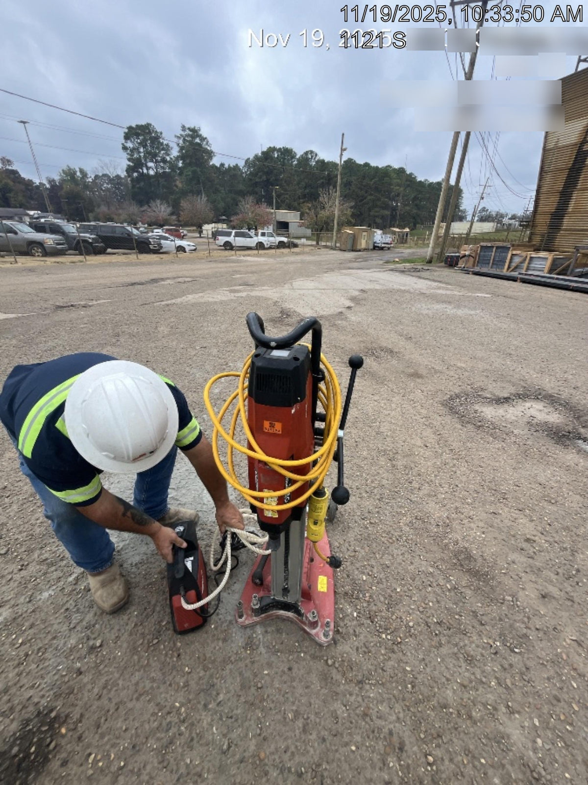 2023 HILTI DD250E