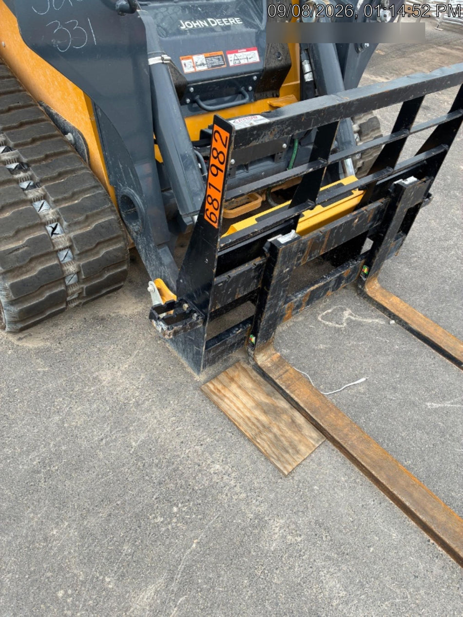 2026 ARROW MATERIAL HANDLING 72" Pallet Forks - Arrow