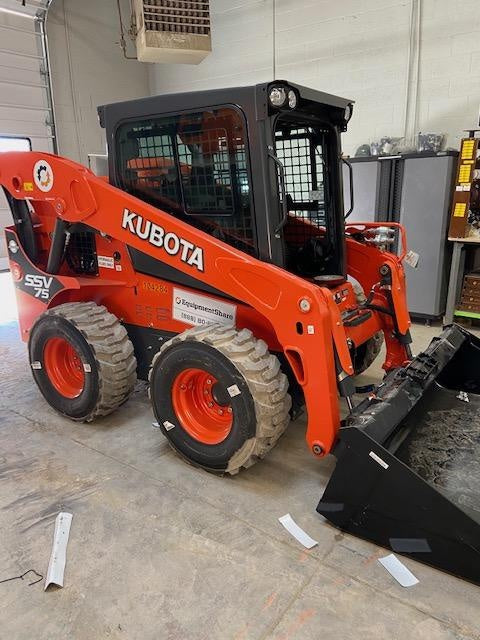 2020 Kubota SSV75PHC Wheeled, Cab/Heat/Air, Hydraulic Quick Coupler
