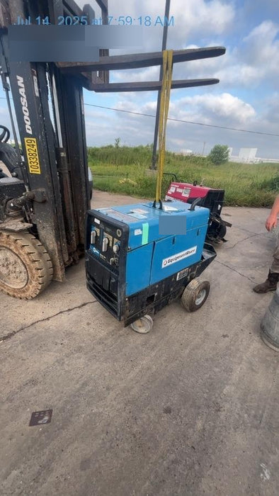 2019 Miller Electric BOBCAT 250 LP/Propane, Running Gear, Tank Bracket, Hose