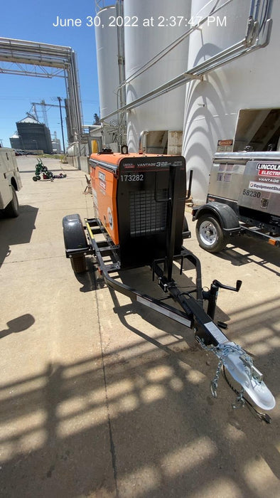 2021 Lincoln Electric Vantage 322 Vantage 322 Ready Pak 3 w/ Decals, ORANGE (includes trailer, cable rack, fender light kit) NO Telematics
