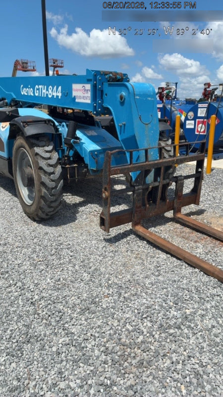 2016 GENIE GTH-844