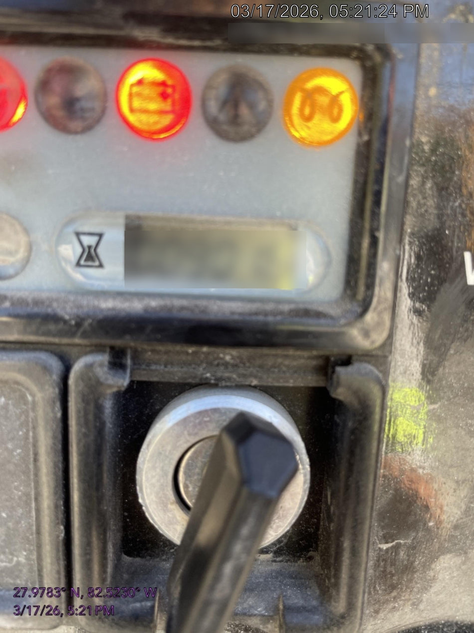 2021 VAC-TRON LP573XDT