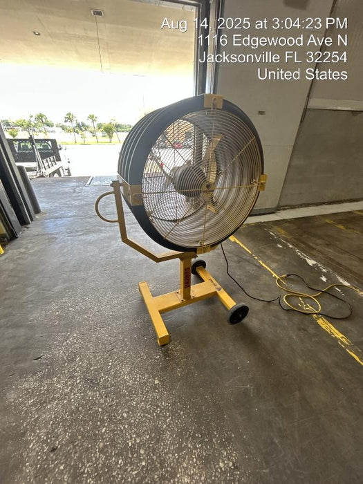 2022 BIG ASS FANS Yellow Jacket