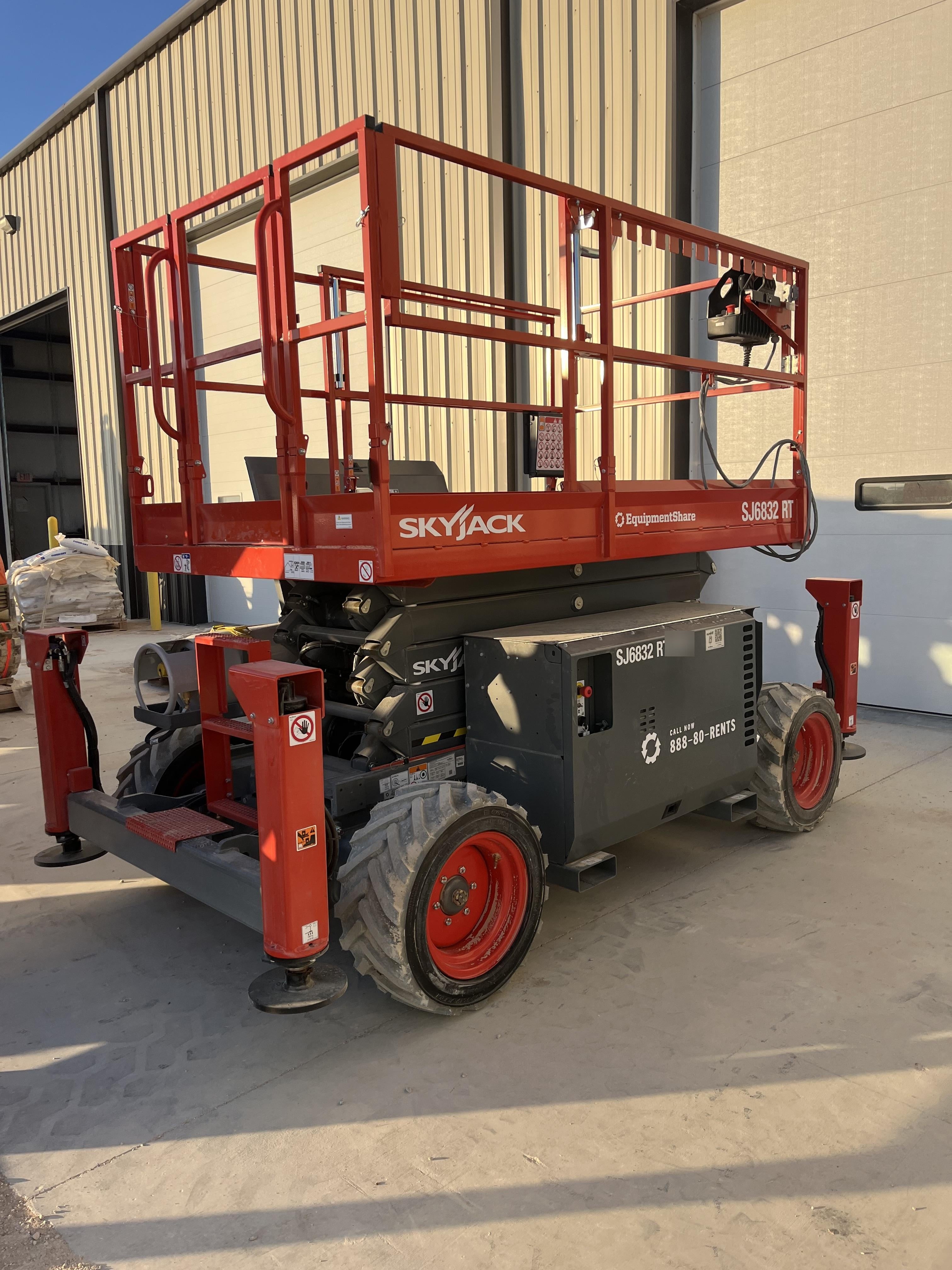 2024 SKYJACK SJ6832 RT