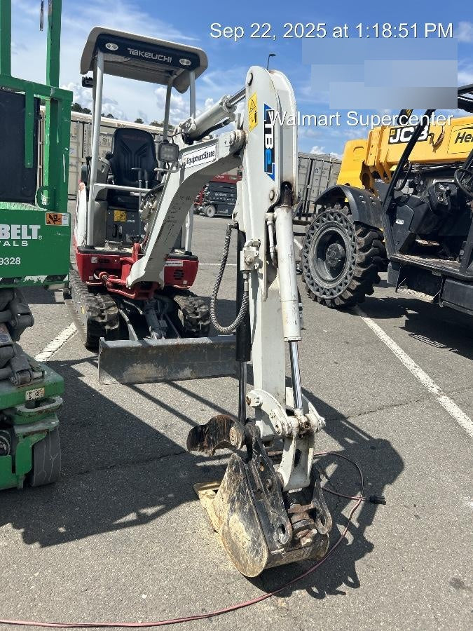 2023 TAKEUCHI TB20e