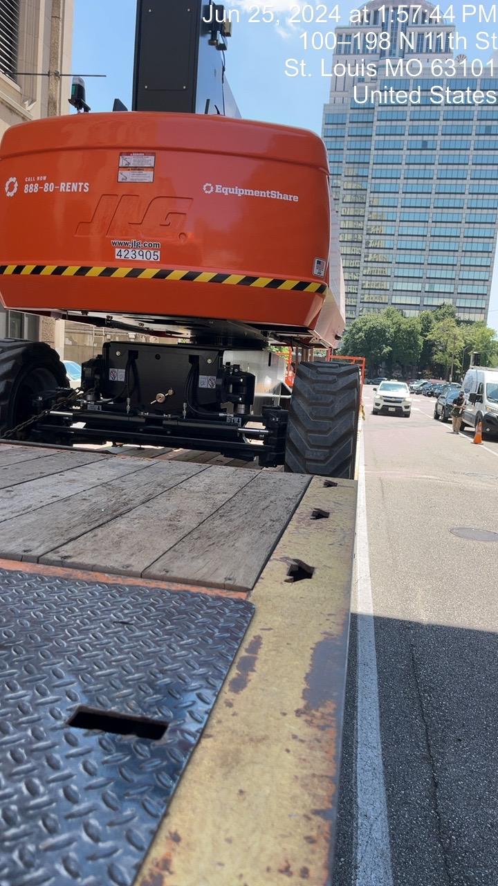 2024 JLG 860SJ