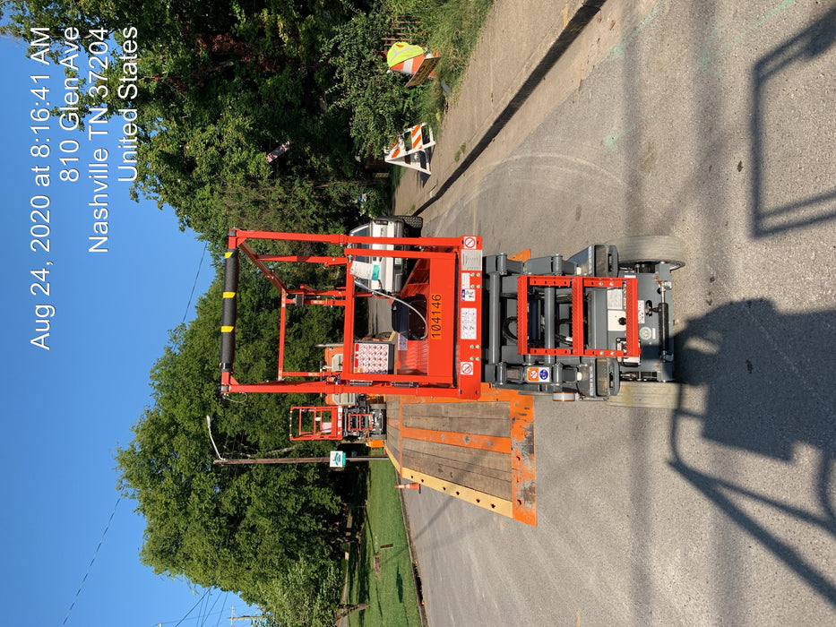 2020 Skyjack SJIII-3226 Solid NM Tires, Half height spring hinged entry gate, Dual Beacons