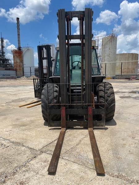 2019 CASE 588H