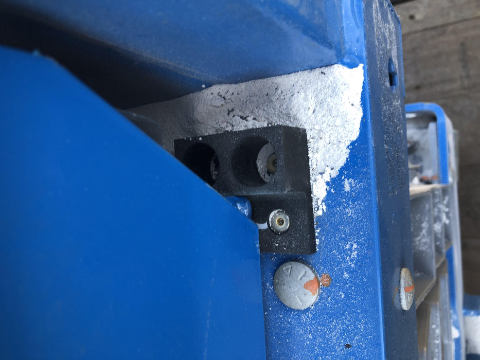 2019 Genie GS-1930 Half Height Swing Gate, 800W Inverter