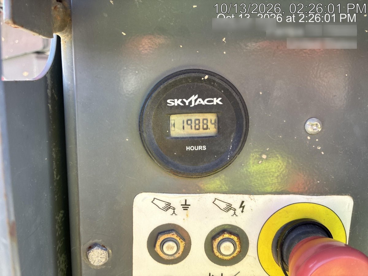 2017 SKYJACK SJ6826 RT
