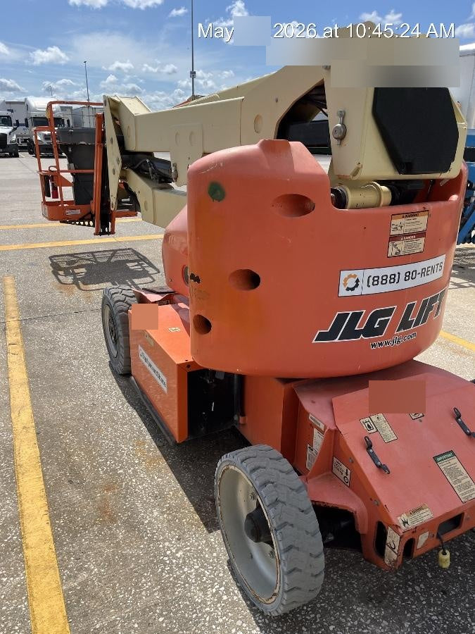 2019 JLG E400AJPN