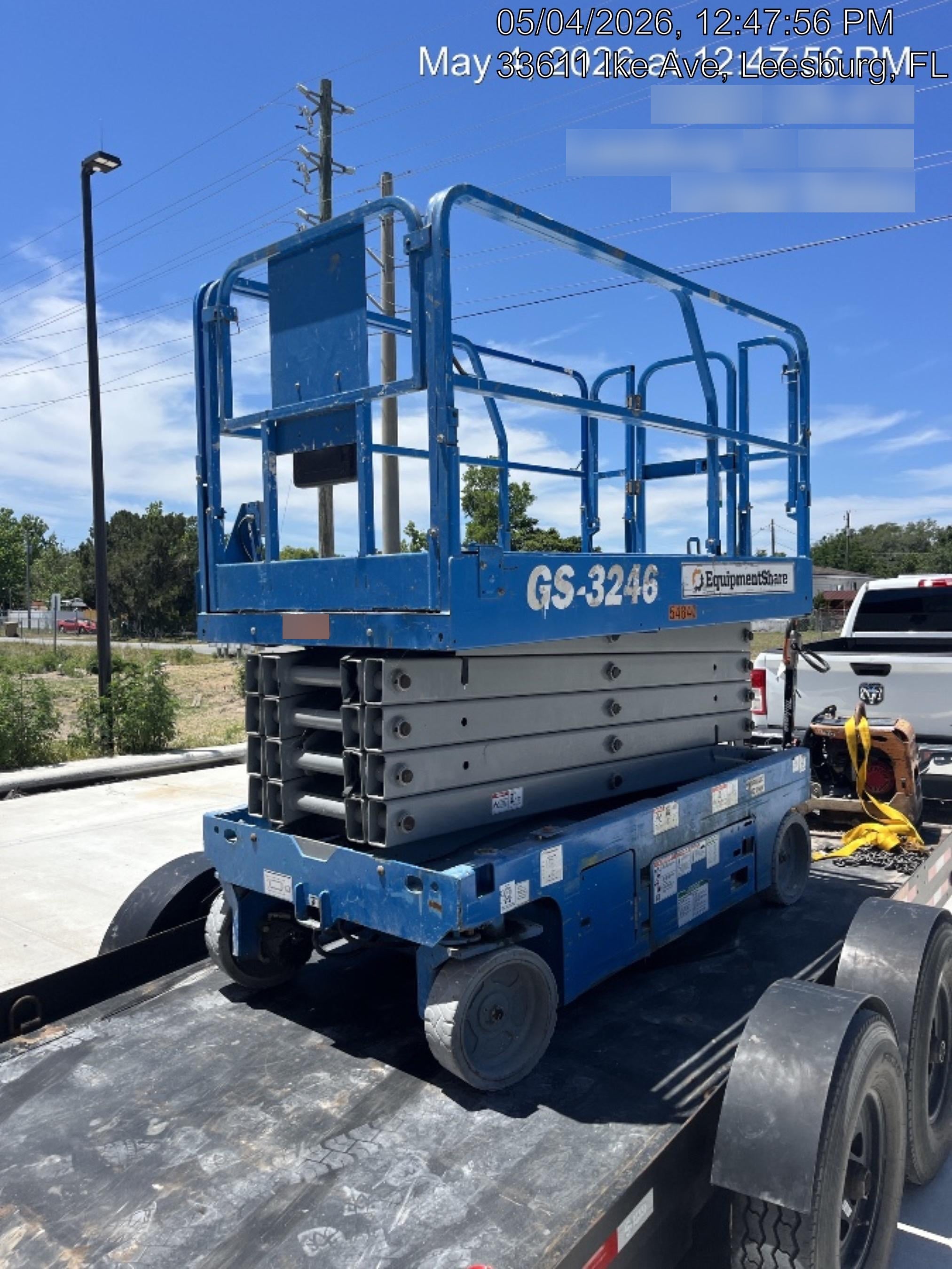 2019 Genie GS-3246 Folding rails with full height swing gate