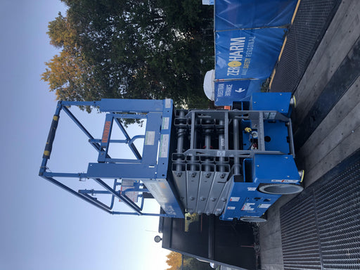 2020 Genie GS-3232 Standard, Folding half height swing gate, 800W Inverter