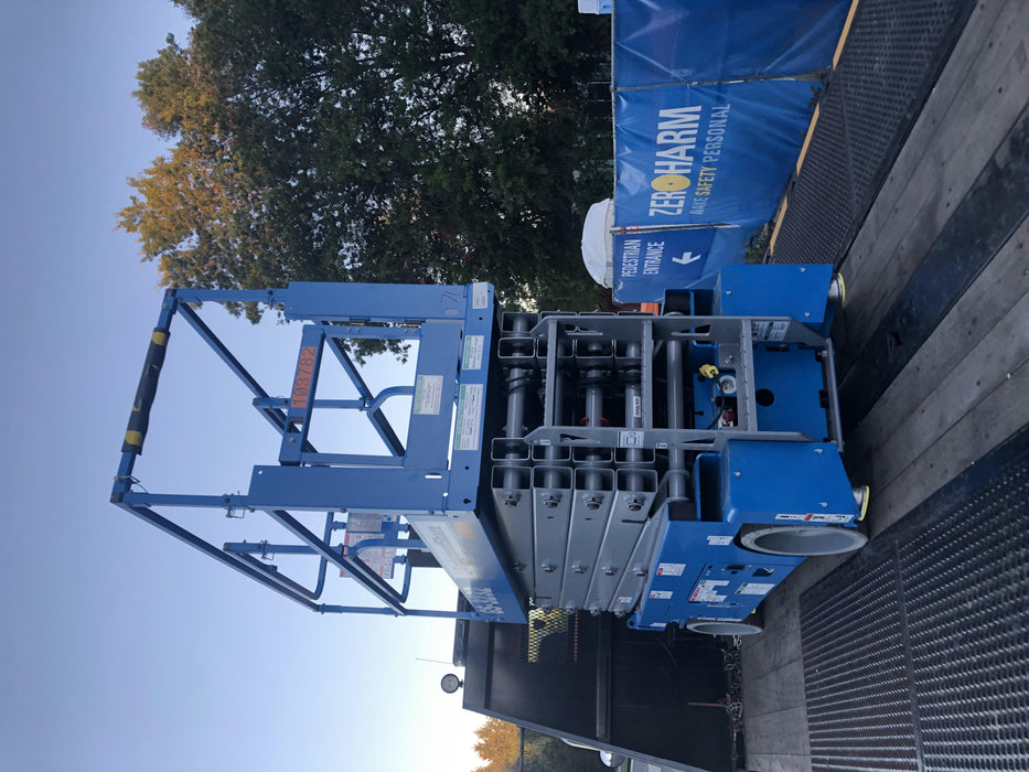 2020 Genie GS-3232 Standard, Folding half height swing gate, 800W Inverter