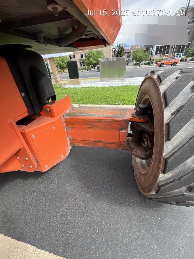 2019 JLG 1350SJP